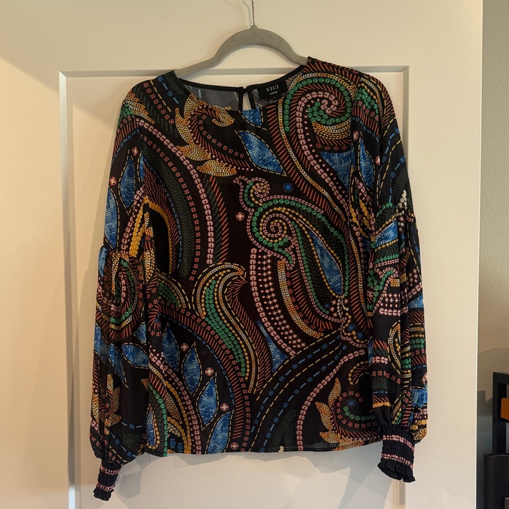Vici Multicolor Patterned Blouse - Picture 4 of 5
